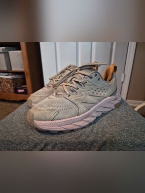 Women's Hoka One One - Anacapa Breeze Low "Oxford Tan/Peach" Hiking Shoes Sz. 9B